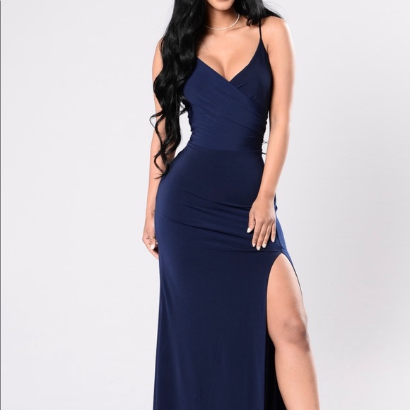 Formal Dress - Picture 1 of 3